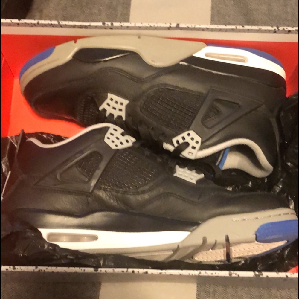 Jordan 4 alternate motorsport